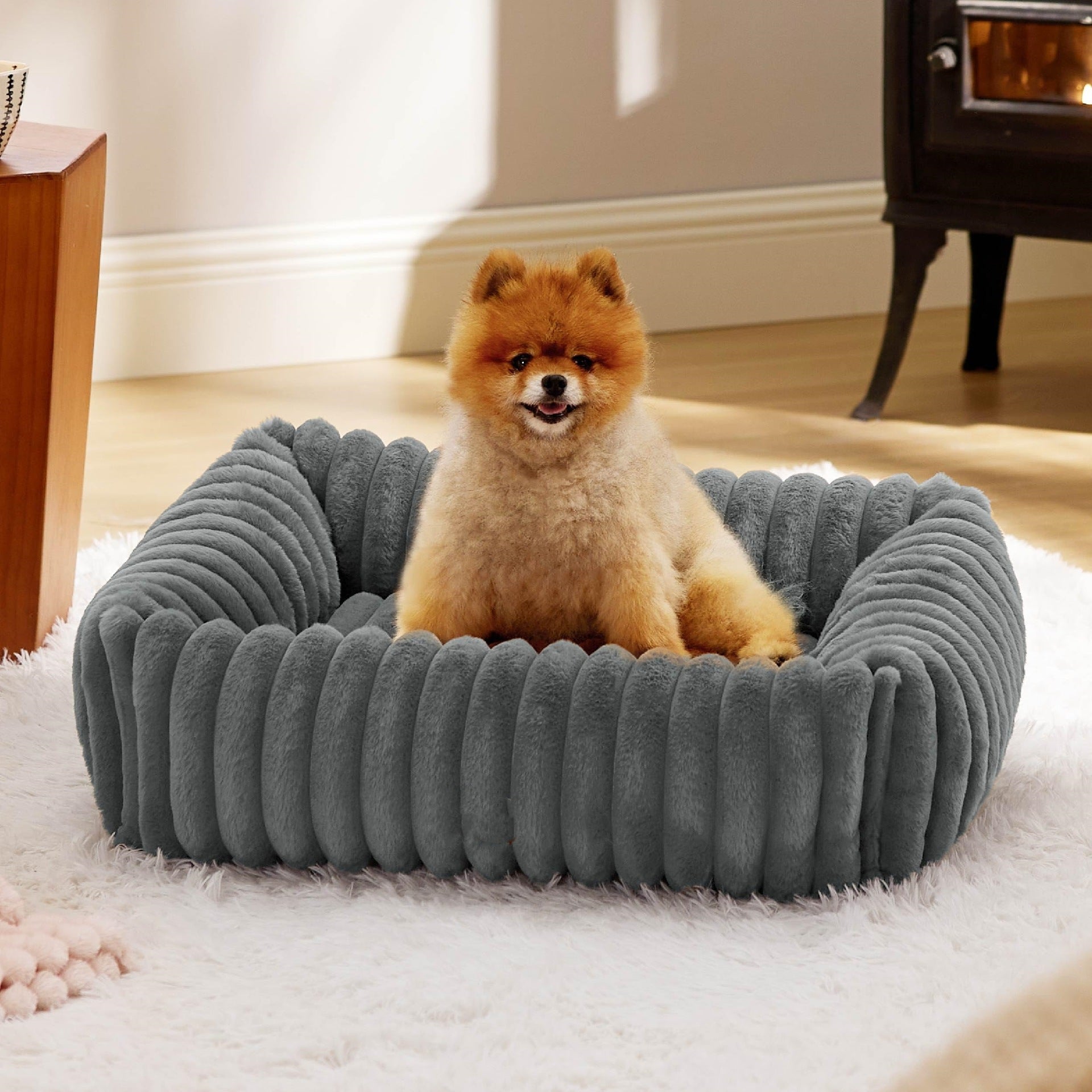 Ribbed Plush Pet Bed for Cats and Dogs