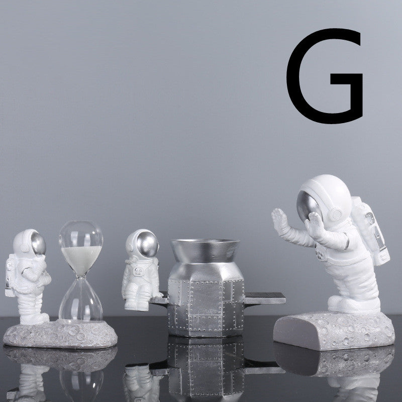 Astronaut Figurine Decor, Gold or Silver