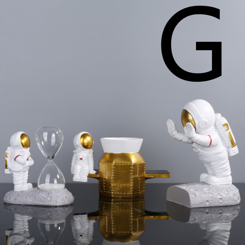 Astronaut Figurine Decor, Gold or Silver