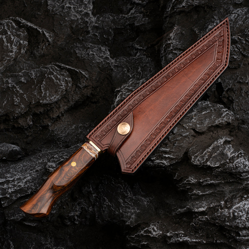 Damascus-Pattern Chef's Knife, 8.6 in Blade